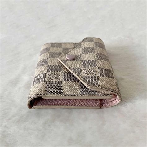 lv victorine wallet review|louis vuitton damier wallet.